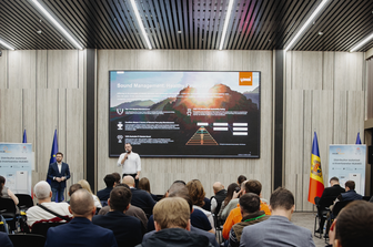 Премиальный уровень мероприятий | LED-решение для бизнес-центра и клиентов UBC 