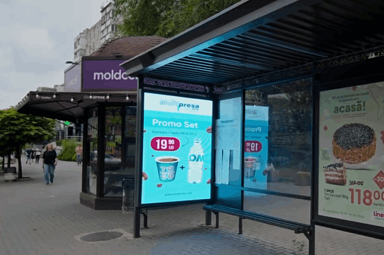Plasarea reclamelor LED în stațiile de autobuz Moldpresa | Ecrane dinamice pentru atragerea publicului